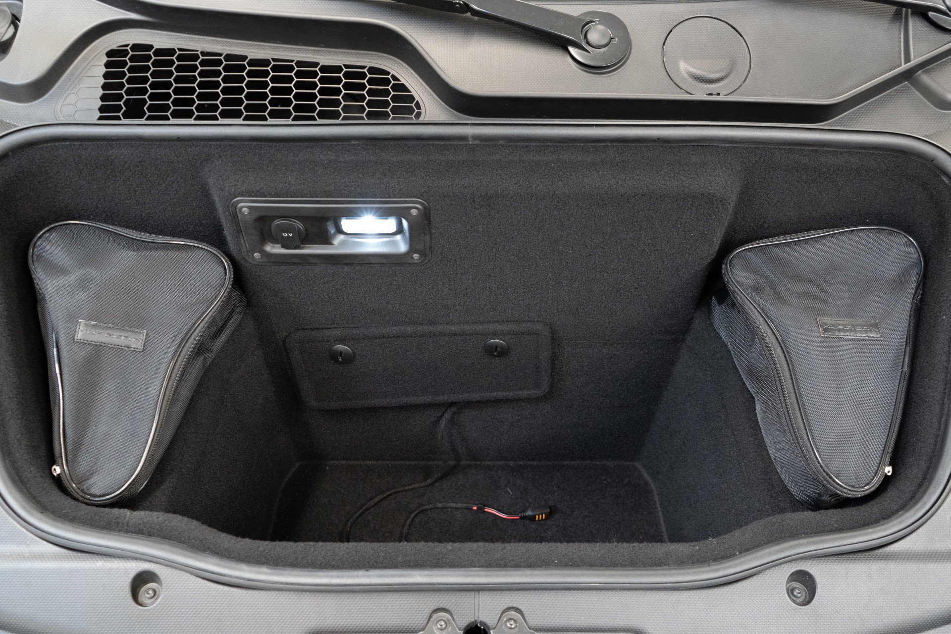 Used 2020 Lamborghini Huracan EVO image 26