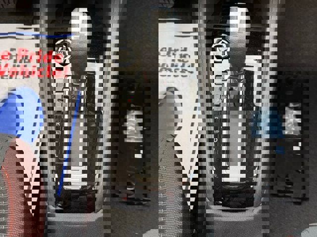 New 2025 Nissan Versa SR w/ Trunk Package FWD image 25