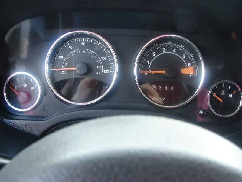 Used 2016 Jeep Compass High Altitude FWD image 14