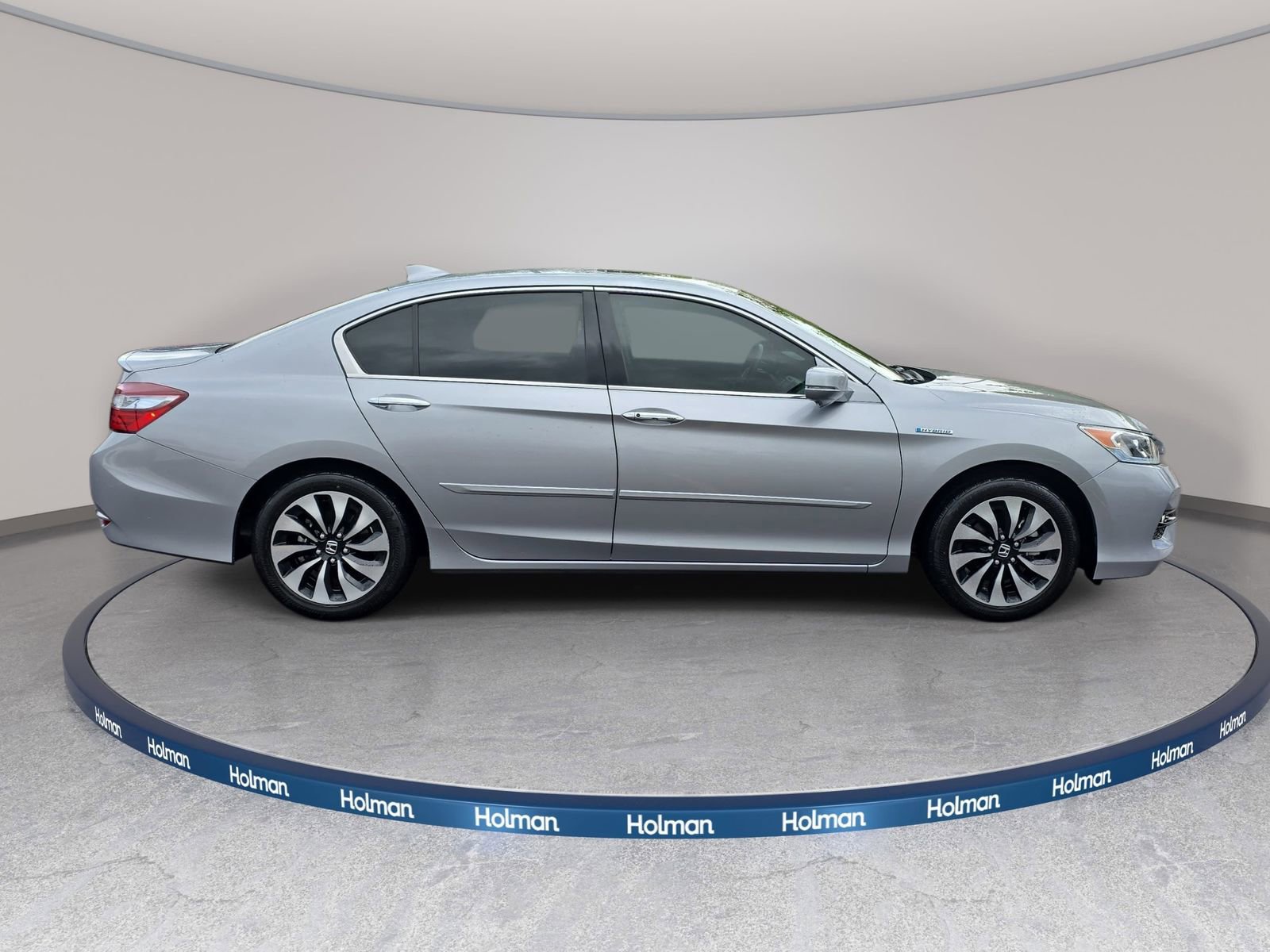 Certified 2017 Honda Accord EX-L image 5