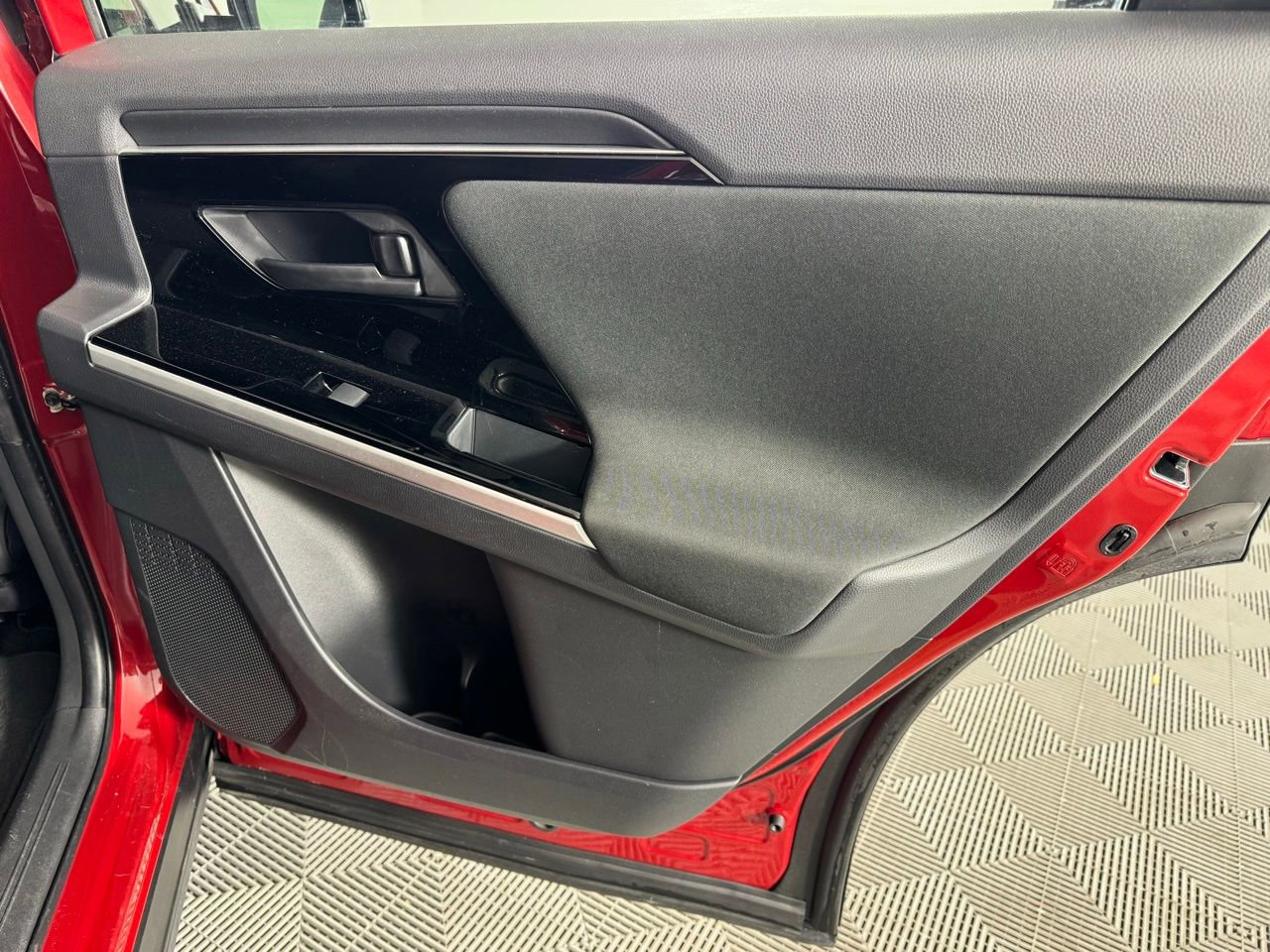 Used 2023 Subaru Solterra AWD image 26