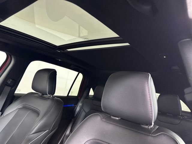 Used 2025 Jeep Wagoneer S Limited image 11