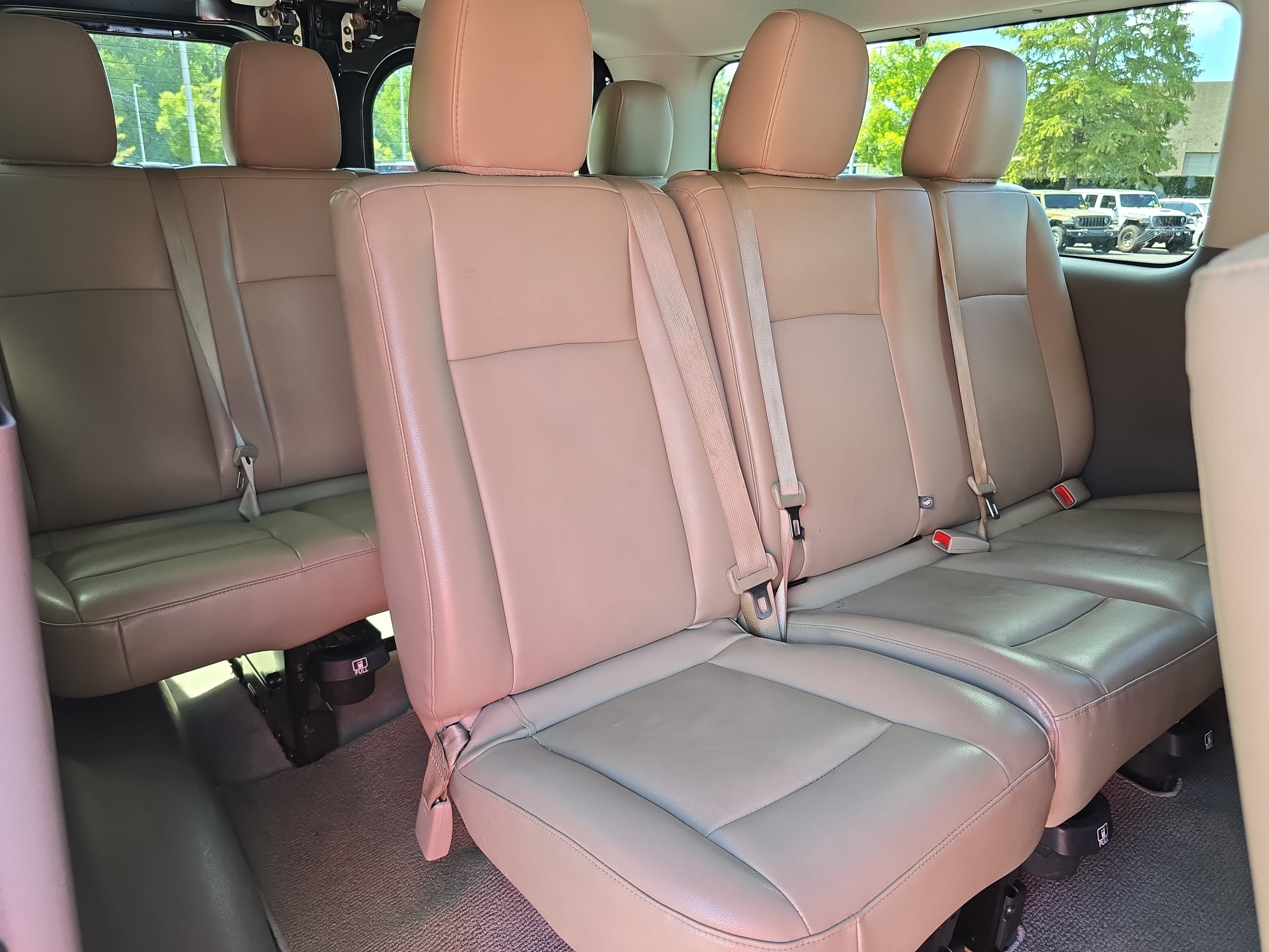 Used 2021 Nissan NV 3500 SL RWD image 12