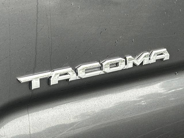 Used 2019 Toyota Tacoma SR5 AWD/4WD image 21