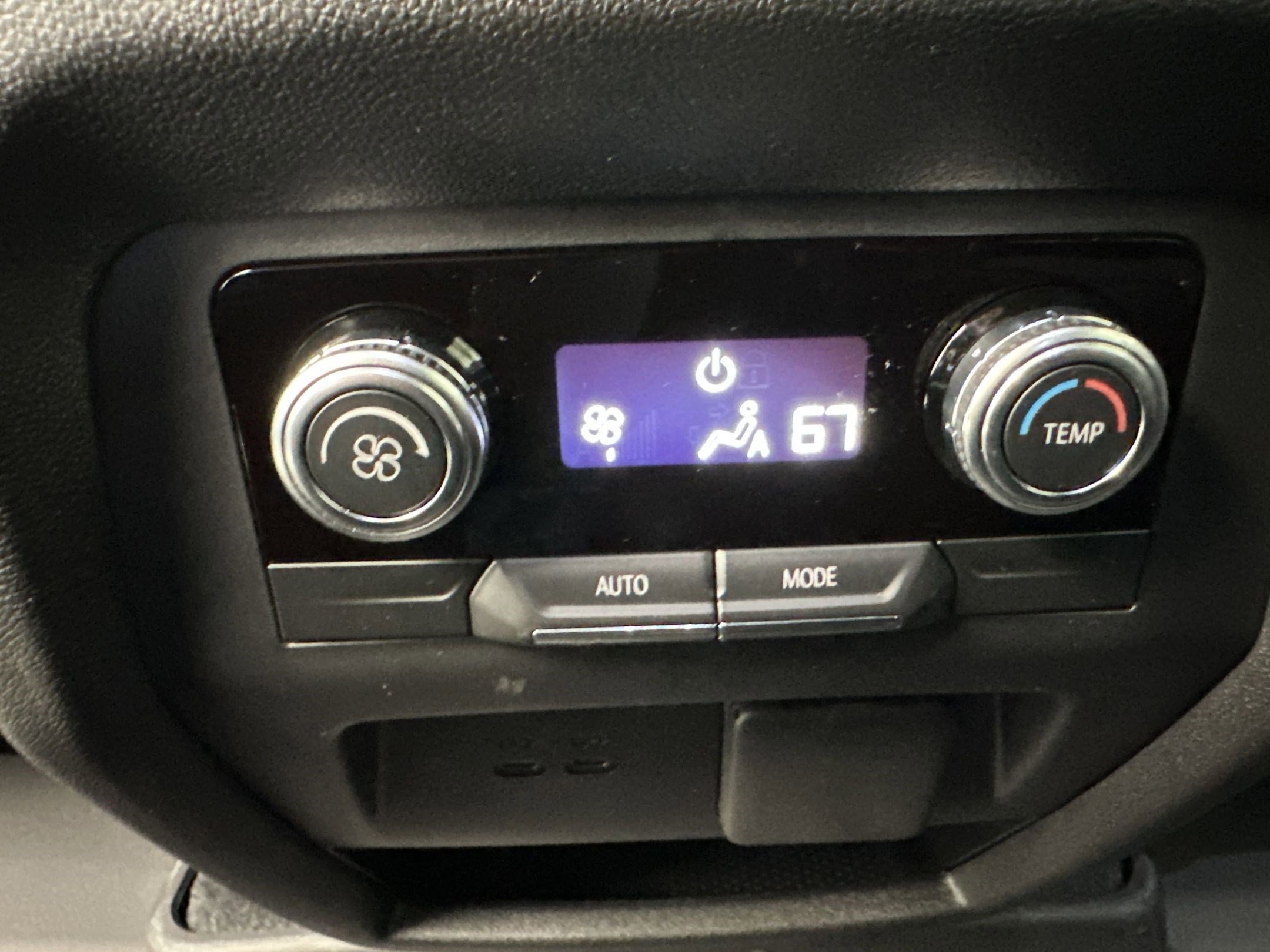 Used 2025 GMC Acadia Elevation w/ Elevation Premium Package image 32