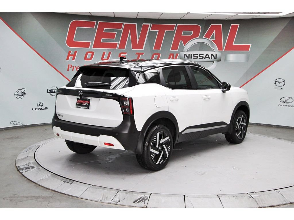 Used 2026 Nissan Kicks SV FWD image 5
