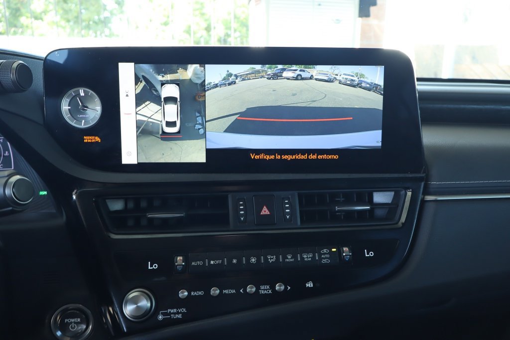 Used 2023 Lexus ES 300h w/ Accessory Package (Z1) FWD image 25