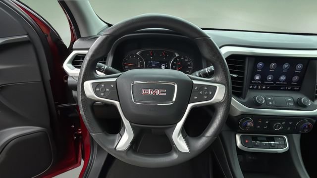 Used 2023 GMC Acadia SLE w/ Driver Convenience Package FWD image 12