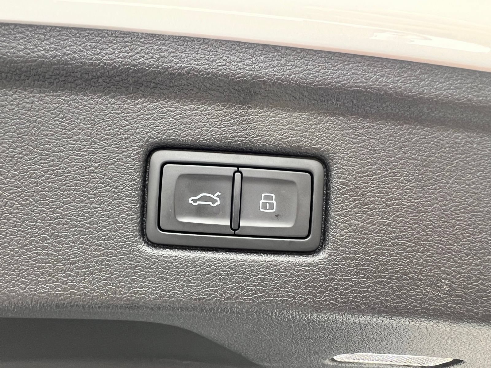Used 2022 Audi A5 2.0T Prestige AWD/4WD image 20