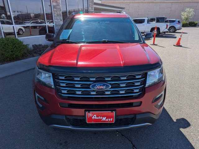 Used 2016 Ford Explorer XLT image 7