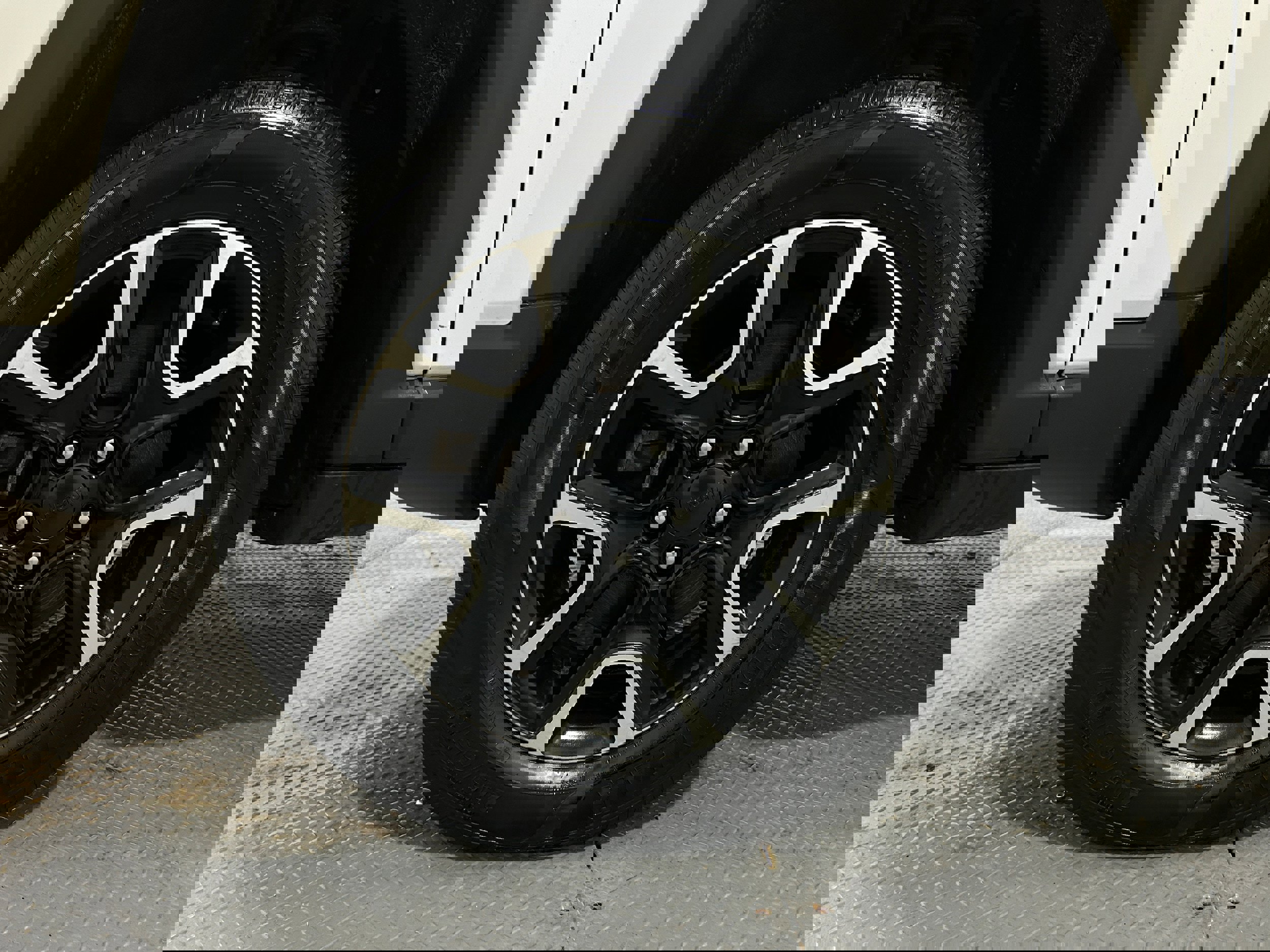 Used 2020 Jeep Compass Trailhawk image 34