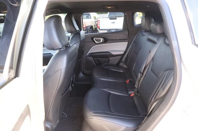 Used 2025 Jeep Compass Limited AWD/4WD image 9