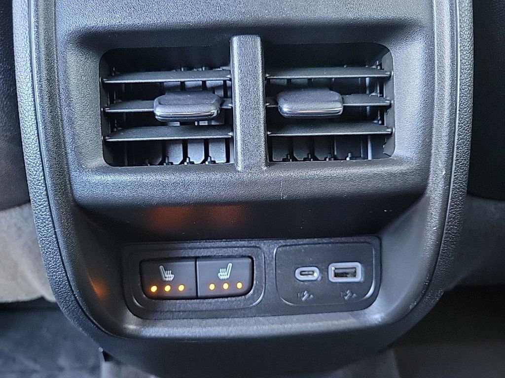 Used 2020 Cadillac XT4 Premium Luxury w/ Cold Weather Package image 20