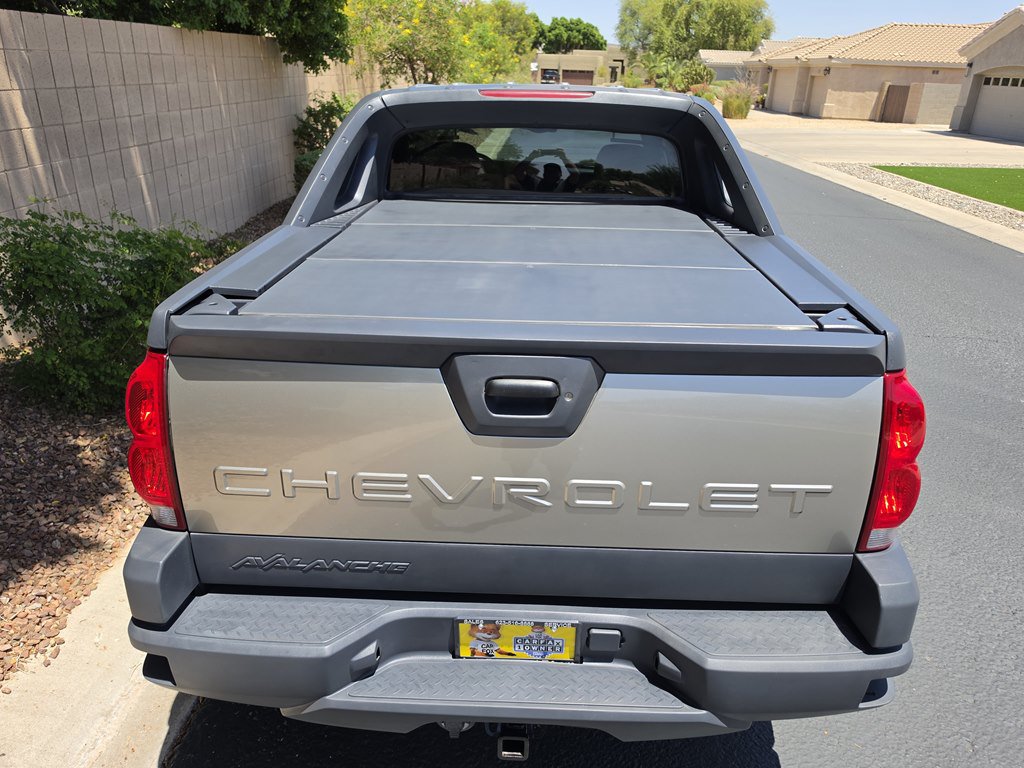 Used 2002 Chevrolet Avalanche 2500 RWD image 6