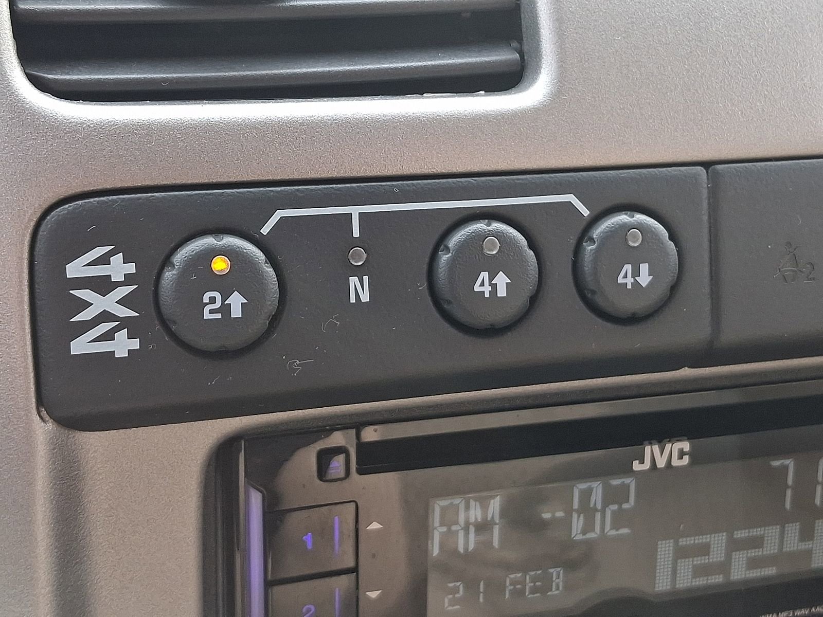 Used 2011 GMC Canyon SLE image 23