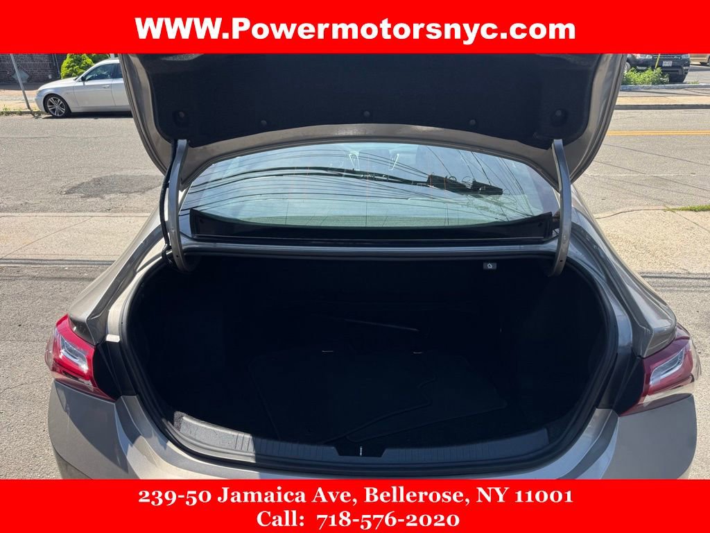 Used 2022 Chevrolet Malibu LT image 21