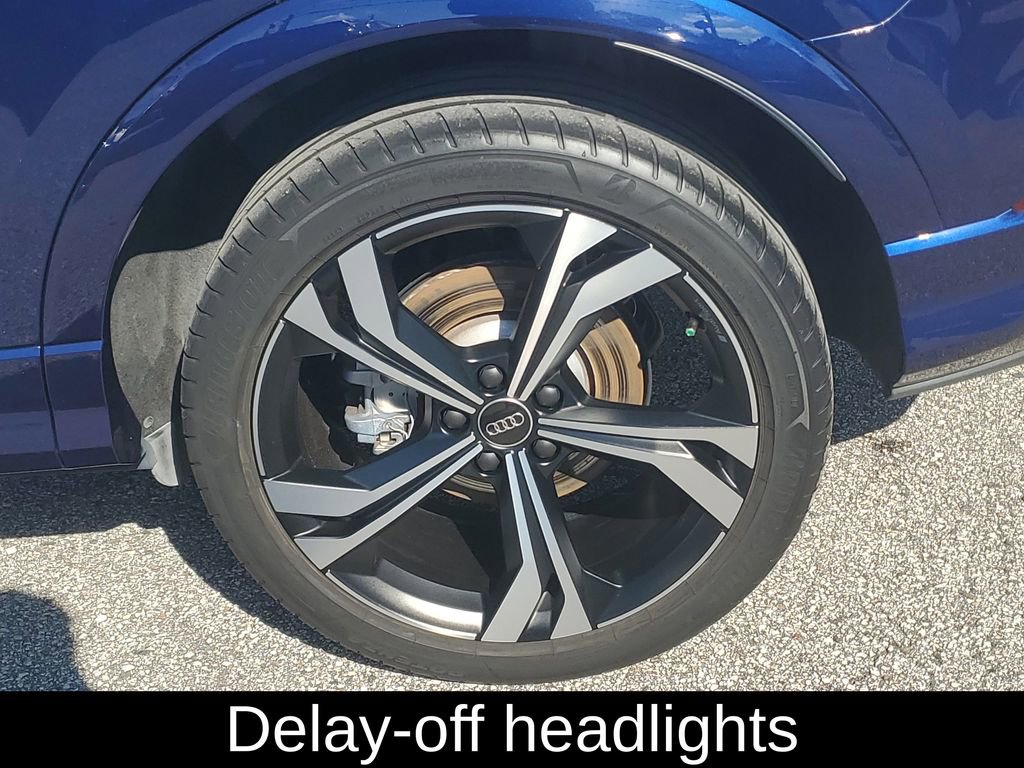 Used 2023 Audi Q3 2.0T Premium Plus w/ Premium Plus Package image 6