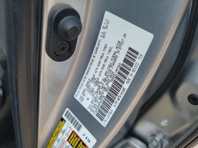 Used 2023 Toyota Tacoma SR w/ SR Convenience Package RWD image 12