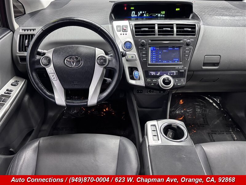 Used 2014 Toyota Prius V Five FWD image 12