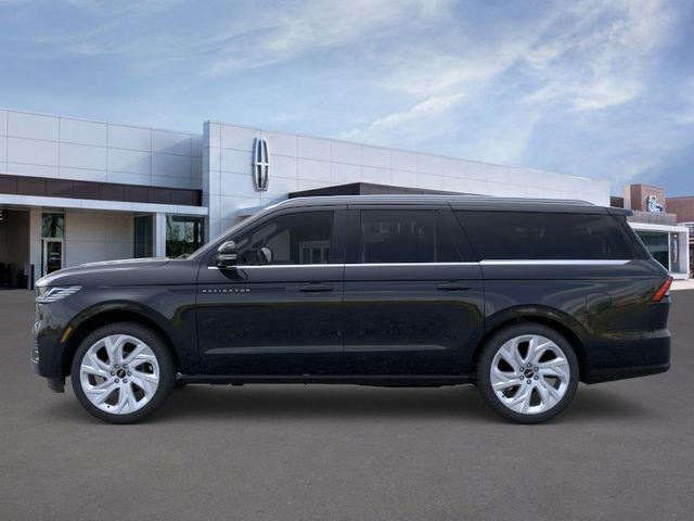 New 2025 Lincoln Navigator L Black Label image 3