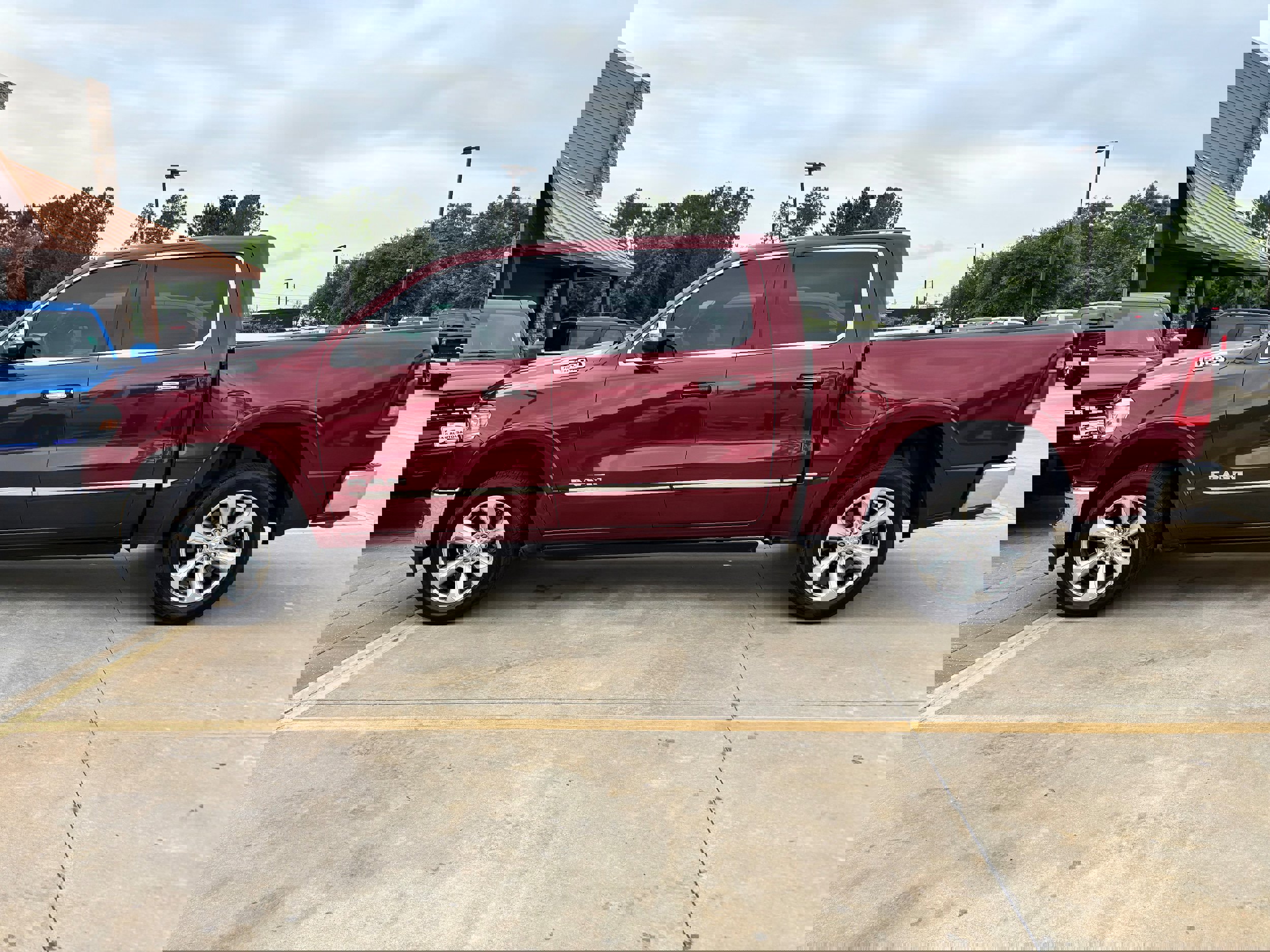 Used 2019 RAM 1500 Limited image 8