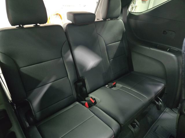 New 2026 Chevrolet Traverse Z71 image 13