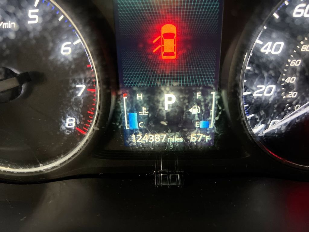 Used 2016 Mitsubishi Outlander SE image 13