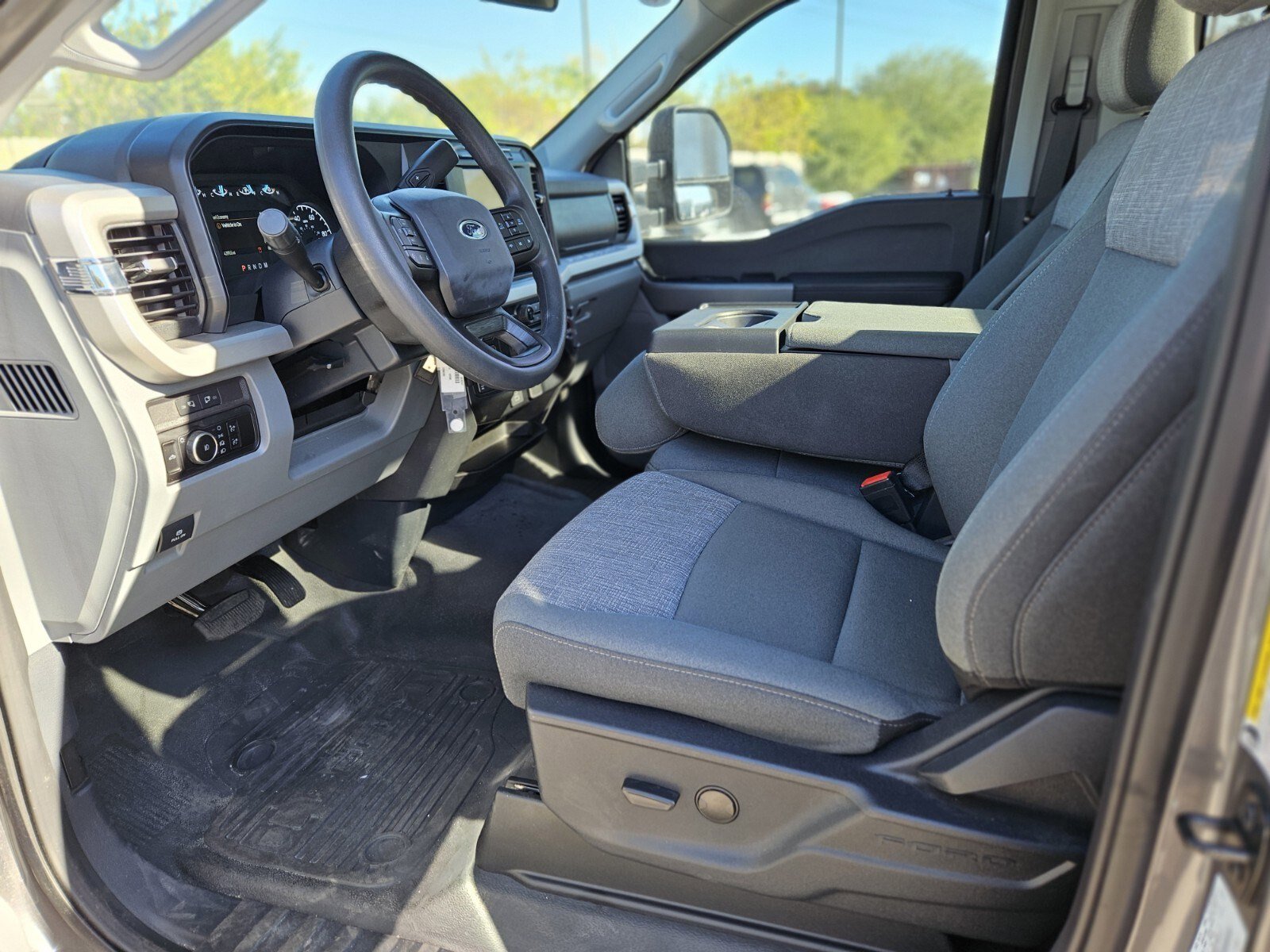 Used 2024 Ford F350 XLT w/ FX4 Off-Road Package image 14