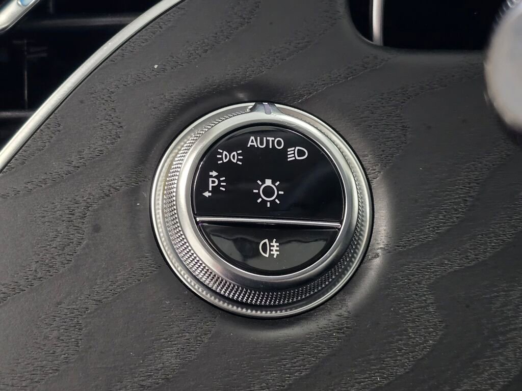 Used 2024 Mercedes-Benz E 350 4MATIC Sedan image 34