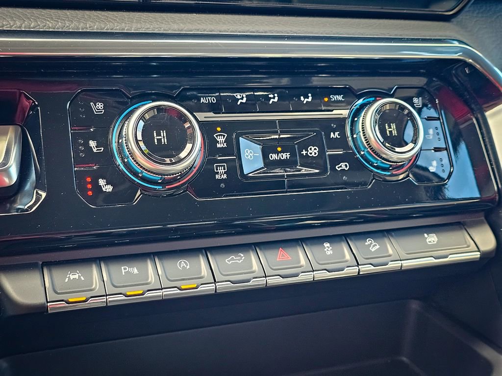 Certified 2024 GMC Sierra 1500 Denali w/ Technology Package AWD/4WD image 32