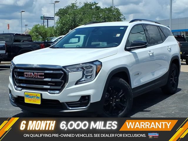Used 2024 GMC Terrain AT4 w/ Tech Package AWD/4WD image 1
