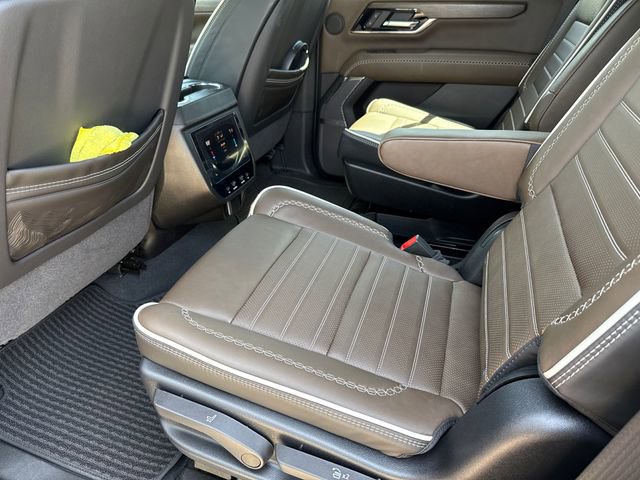 Used 2026 GMC Yukon Denali Ultimate image 16