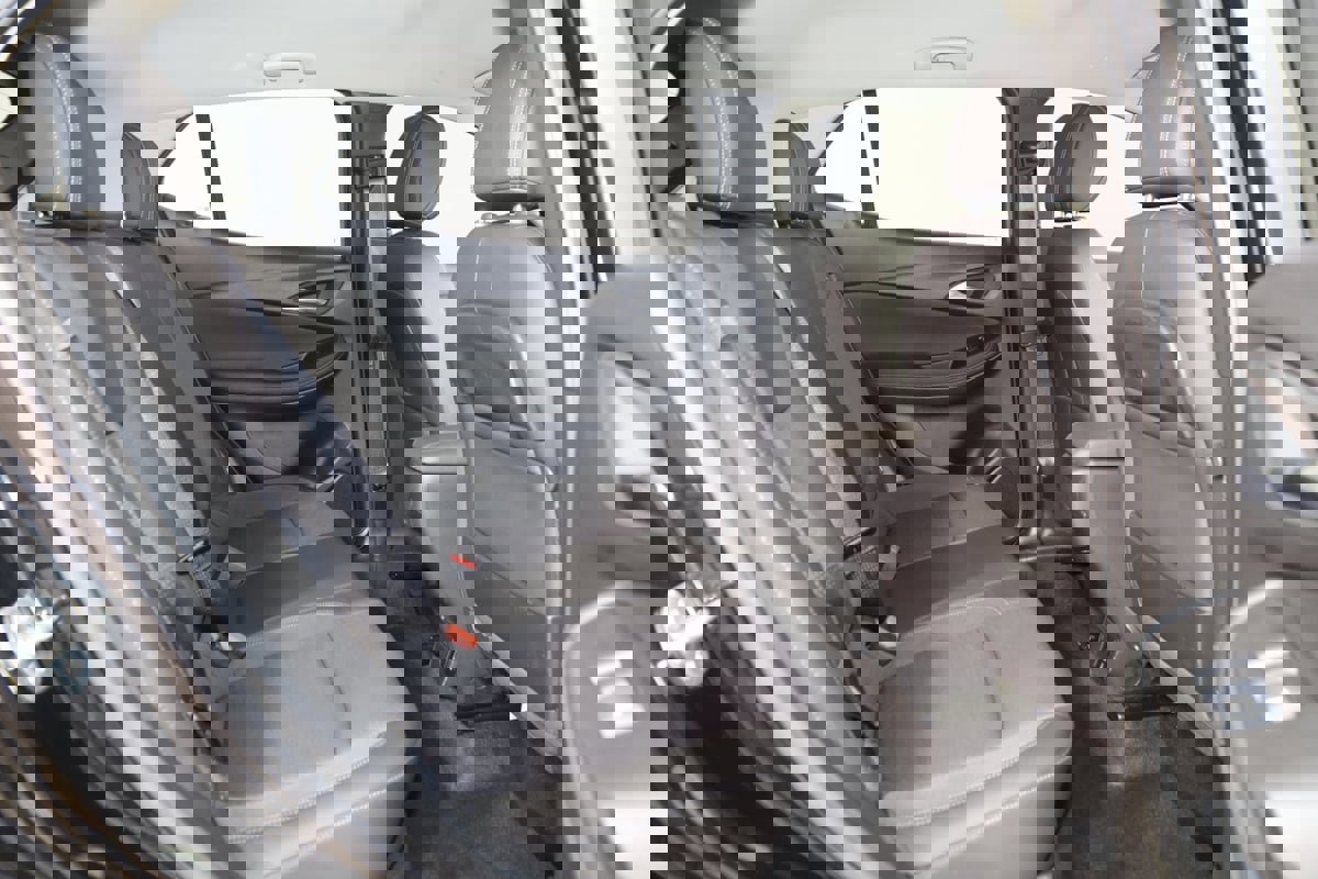 Used 2023 Buick Encore GX Preferred w/ Cold Weather Comfort Package image 12