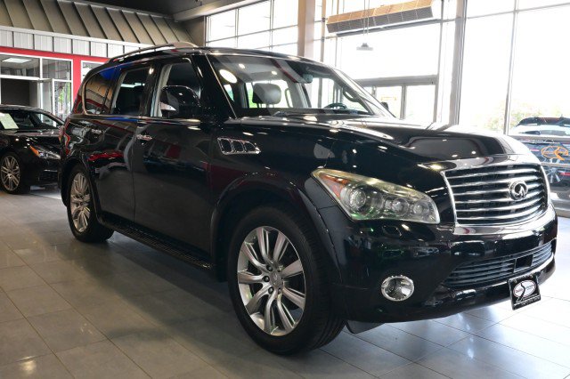 Used 2012 INFINITI QX56 4WD w/ Deluxe Touring Pkg image 3