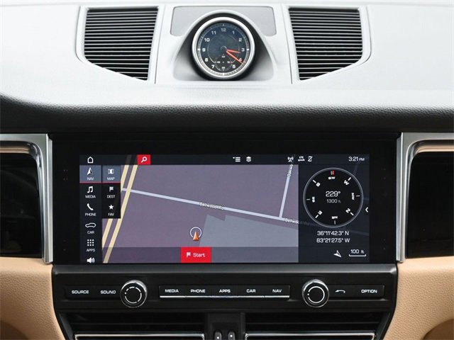 Used 2019 Porsche Macan Base image 26