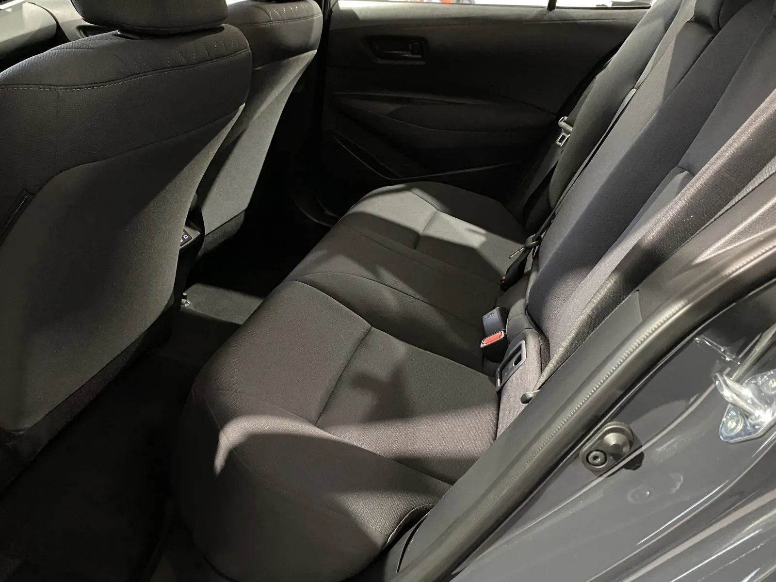 Used 2025 Toyota Corolla LE image 9