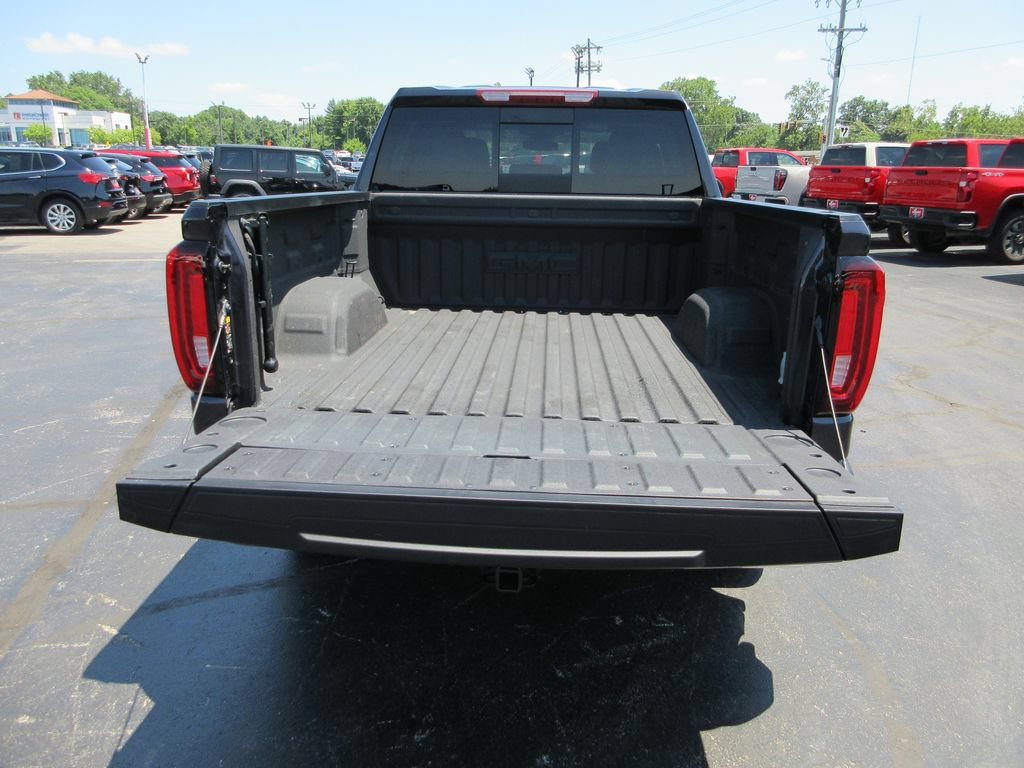 Certified 2022 GMC Sierra 1500 SLT w/ SLT Premium Plus Package AWD/4WD image 8