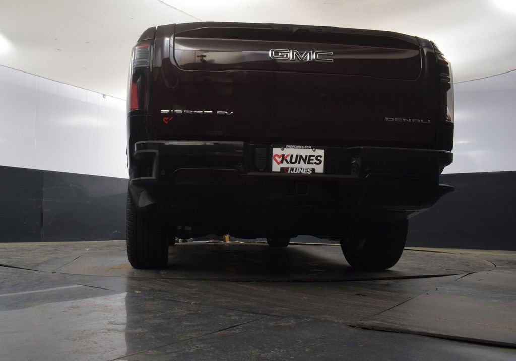 New 2025 GMC Sierra EV Denali image 51