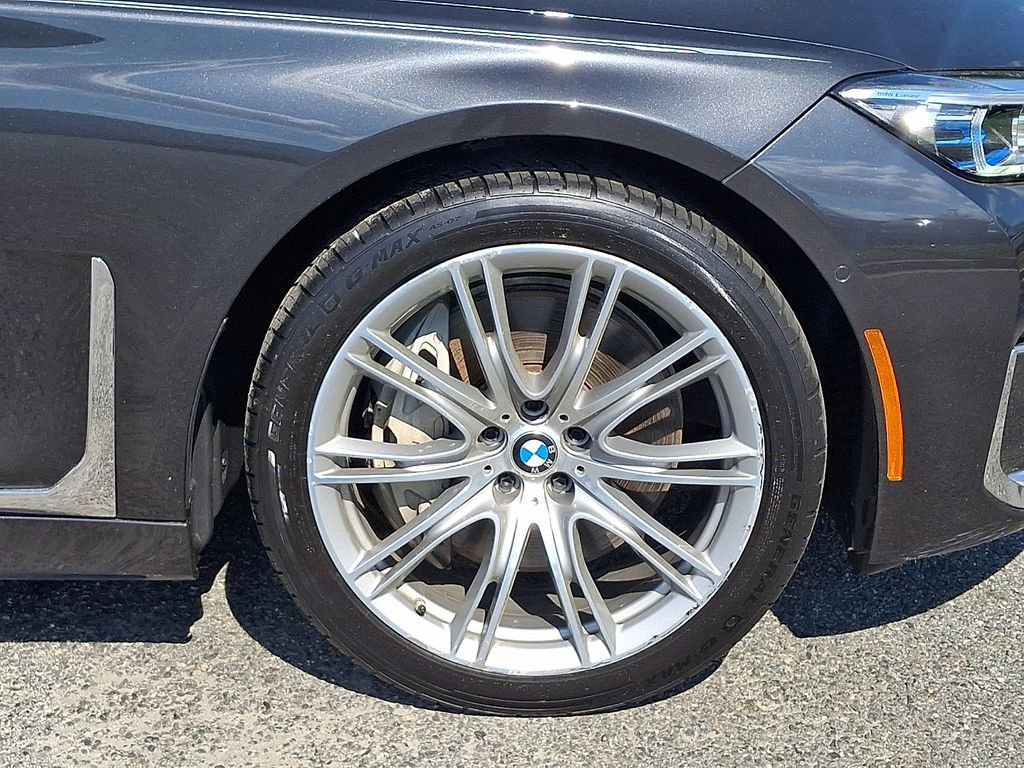 Used 2020 BMW 750i xDrive w/ Autobahn Package AWD/4WD image 8