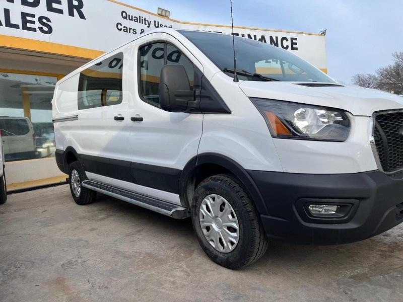 Used 2025 Ford Transit 250 Low Roof w/ Exterior Upgrade Package RWD image 2