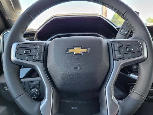 New 2026 Chevrolet Silverado 1500 LT AWD/4WD image 12