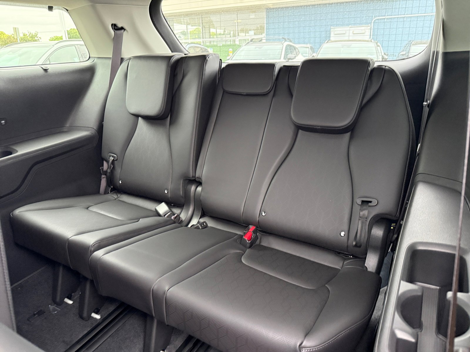 New 2026 Kia Carnival SX FWD image 21