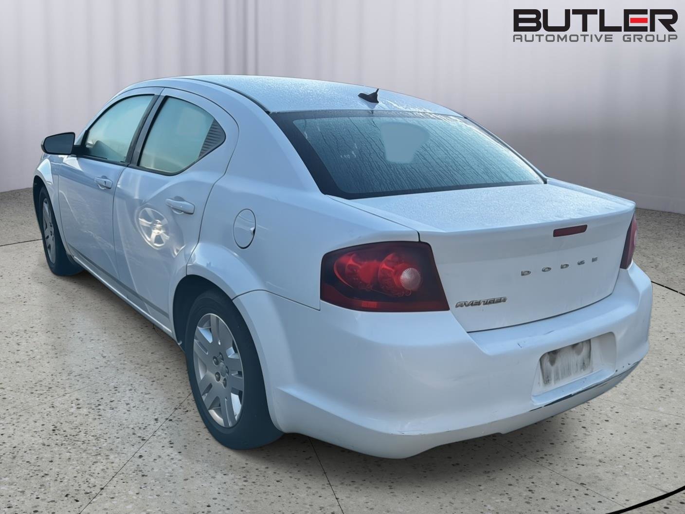 Used 2012 Dodge Avenger SE image 7