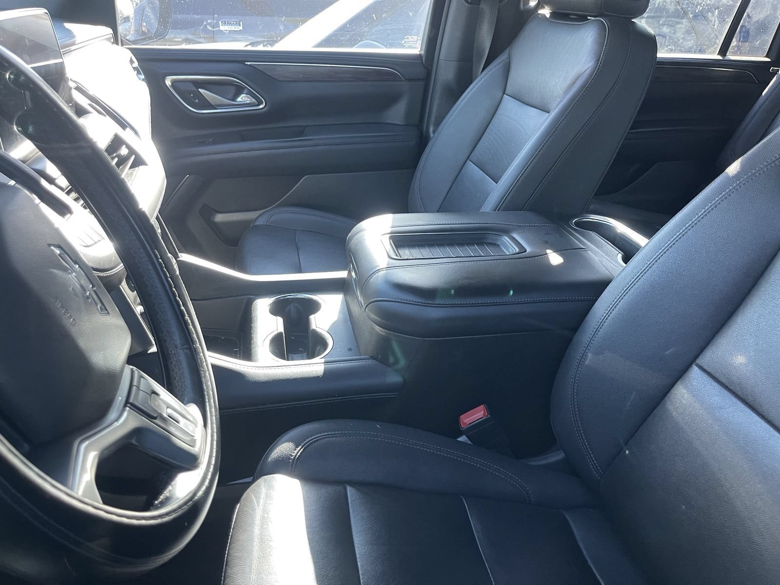 Used 2022 Chevrolet Suburban Z71 AWD/4WD image 11