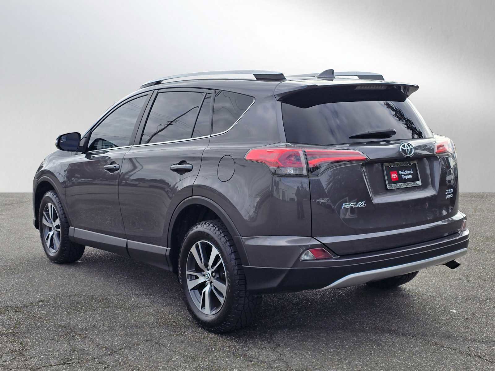 Used 2016 Toyota RAV4 XLE image 5