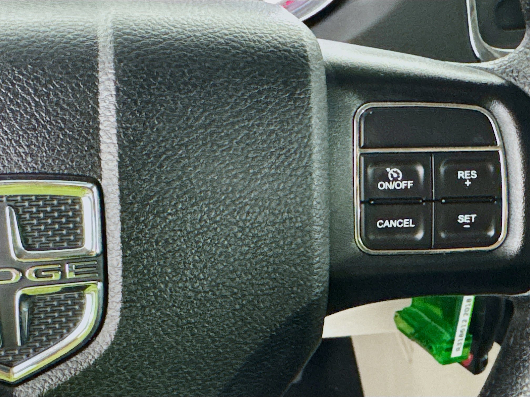 Used 2018 Dodge Grand Caravan SE w/ UConnect Hands-Free Group FWD image 13