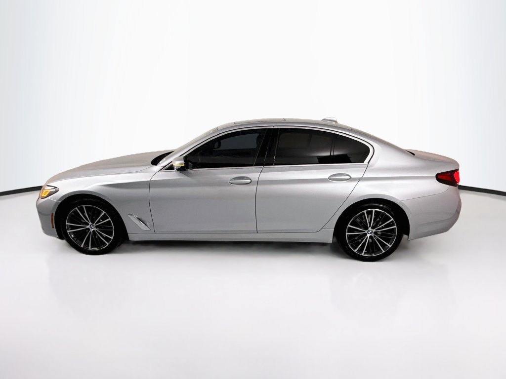 Used 2021 BMW 530i w/ Convenience Package RWD image 8
