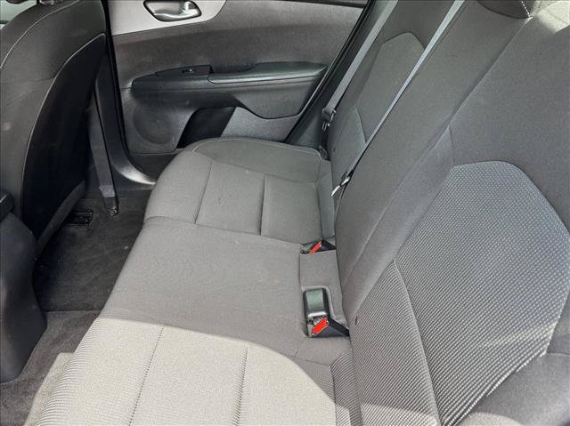 Used 2021 Kia Forte LXS FWD image 16