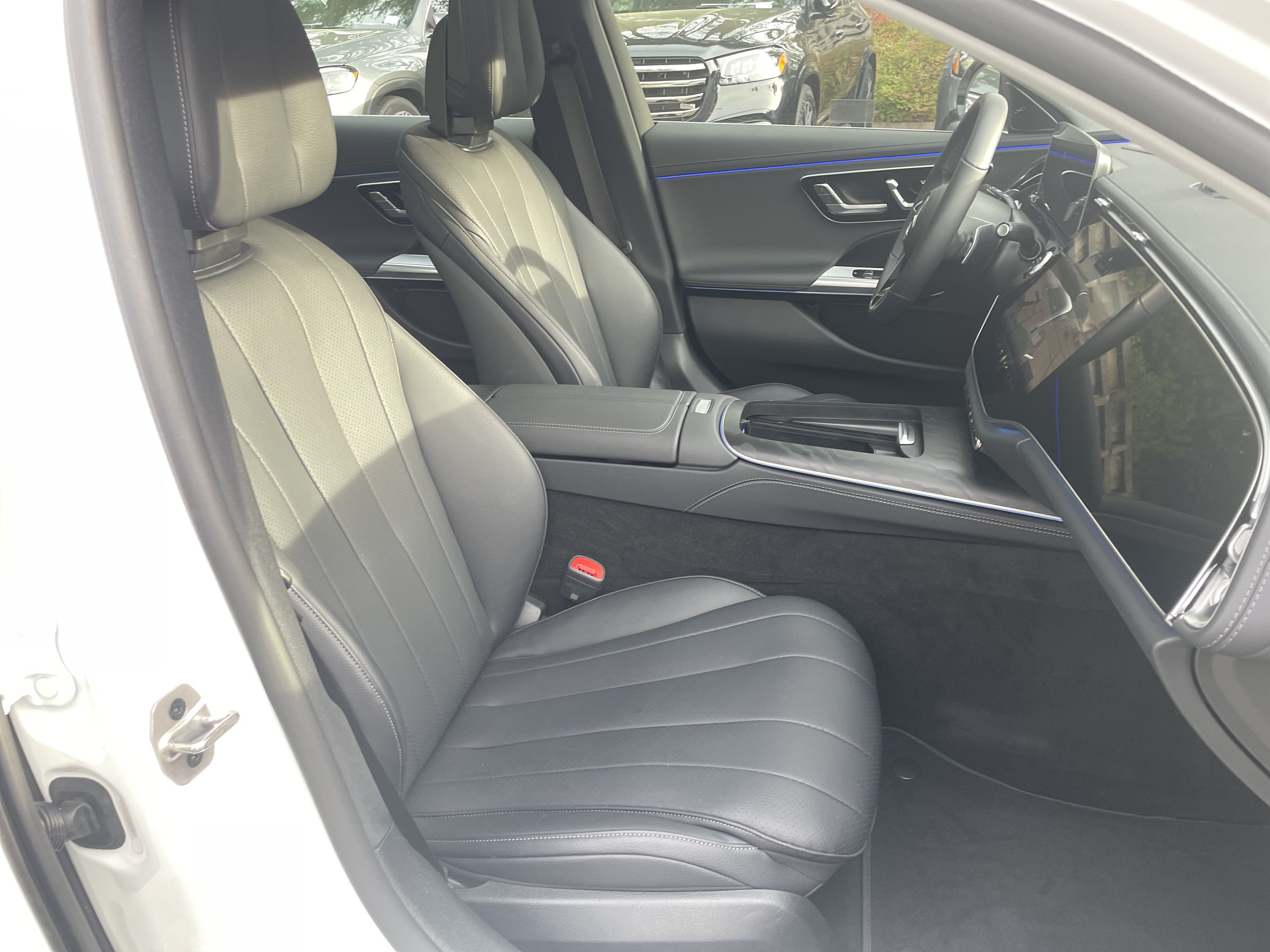 Used 2025 Mercedes-Benz E 350 Sedan image 54
