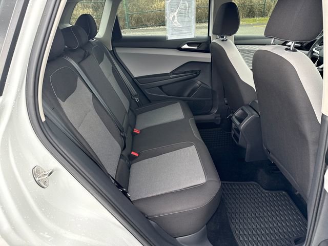 Used 2023 Volkswagen Taos S image 14